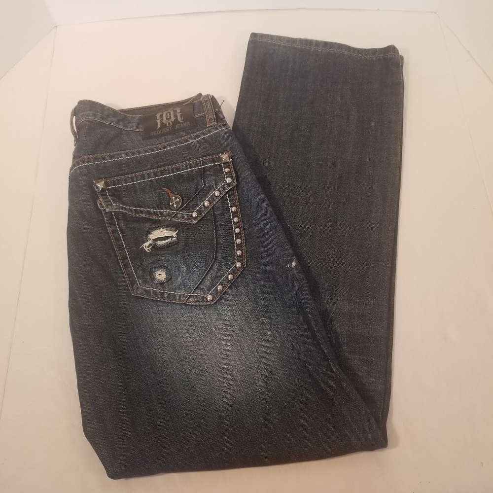 REQUEST DISTRESSED PREMIUM JEANS